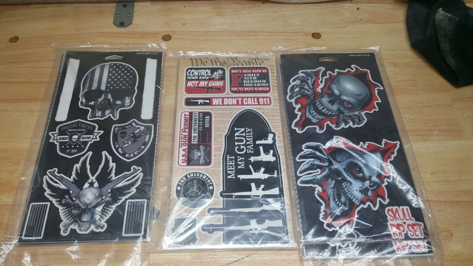 lethal threat sticker pack 12 pages Skulls Patriotism Second Amendment Flag Foto 2 de 2