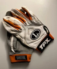 Pablo Sandoval Game Used Batting Gloves - San Francisco Giants