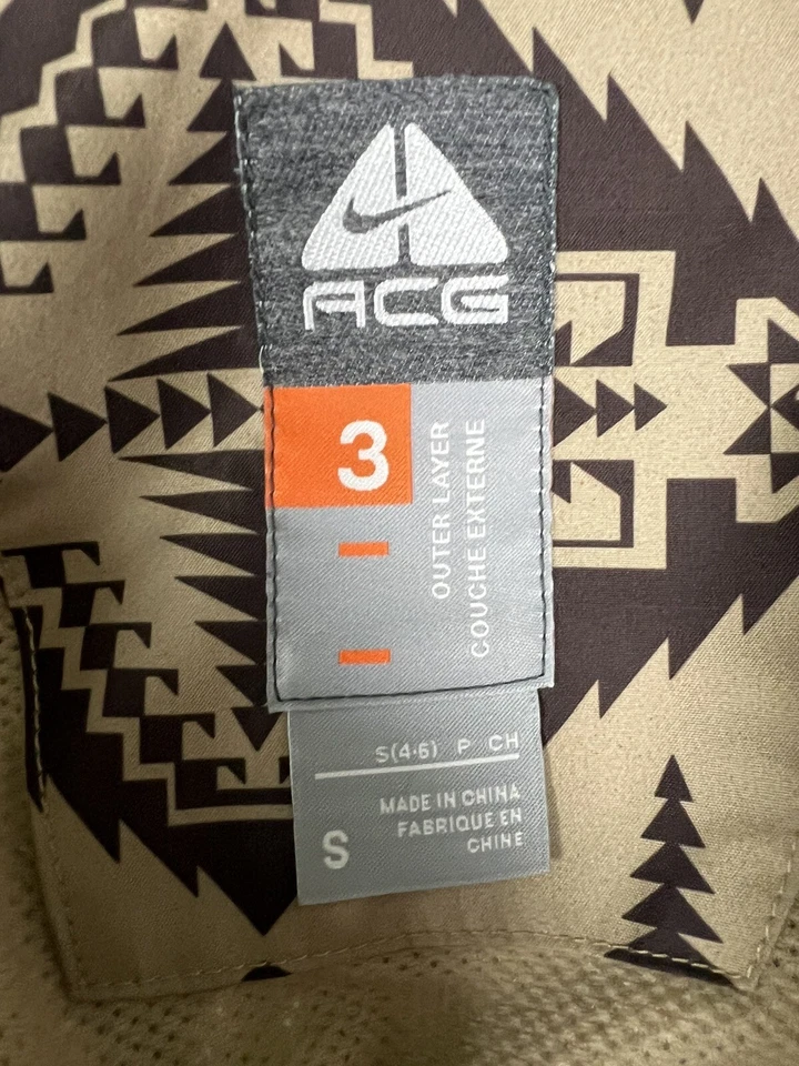 Chaqueta Rara Nike ACG X Pendleton Azteca Nivel 2 Y 3 Talla Pequeña Foto 4 de 4