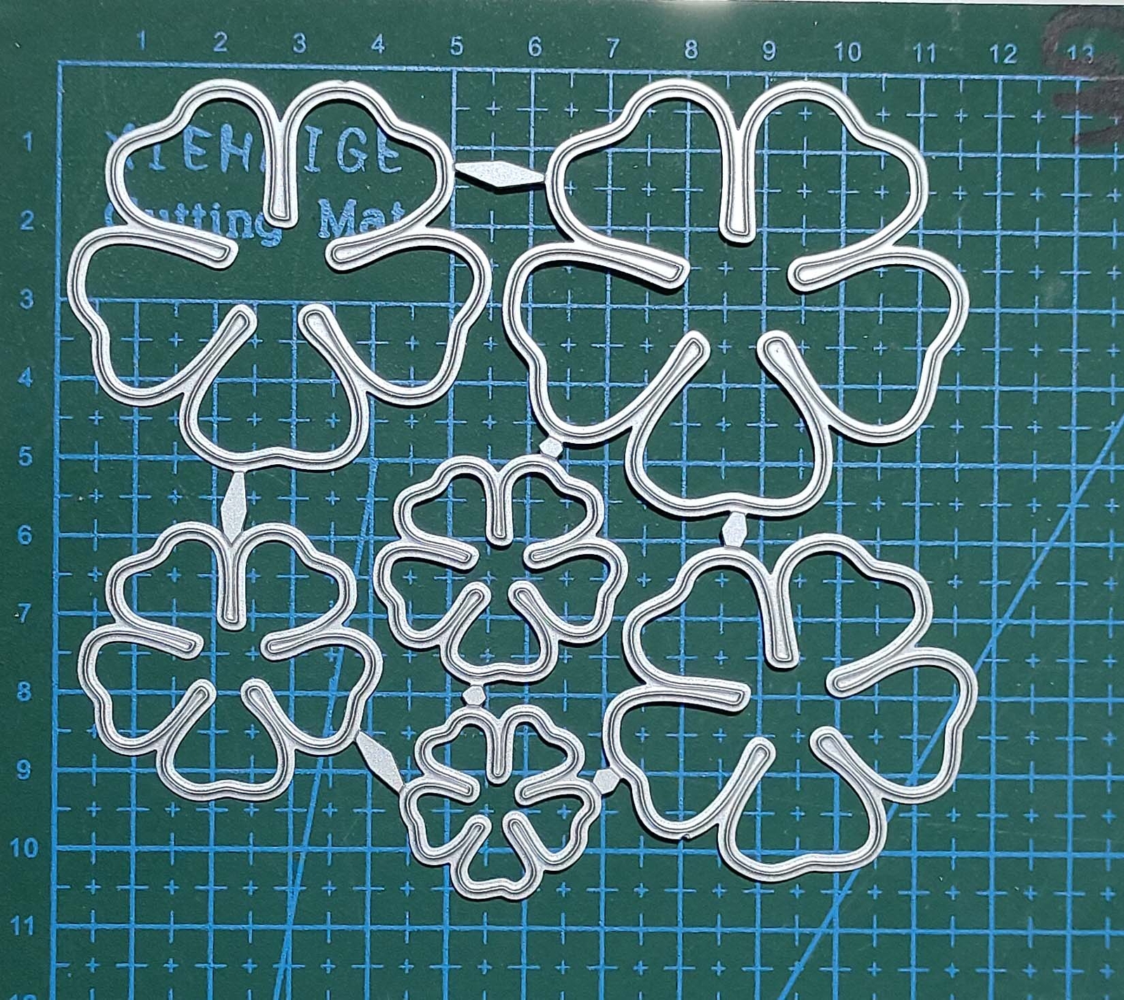 Metal Cutting 3D Rose Flower Dies Scrapbooking DIY Blade Punch Embossing Stencil