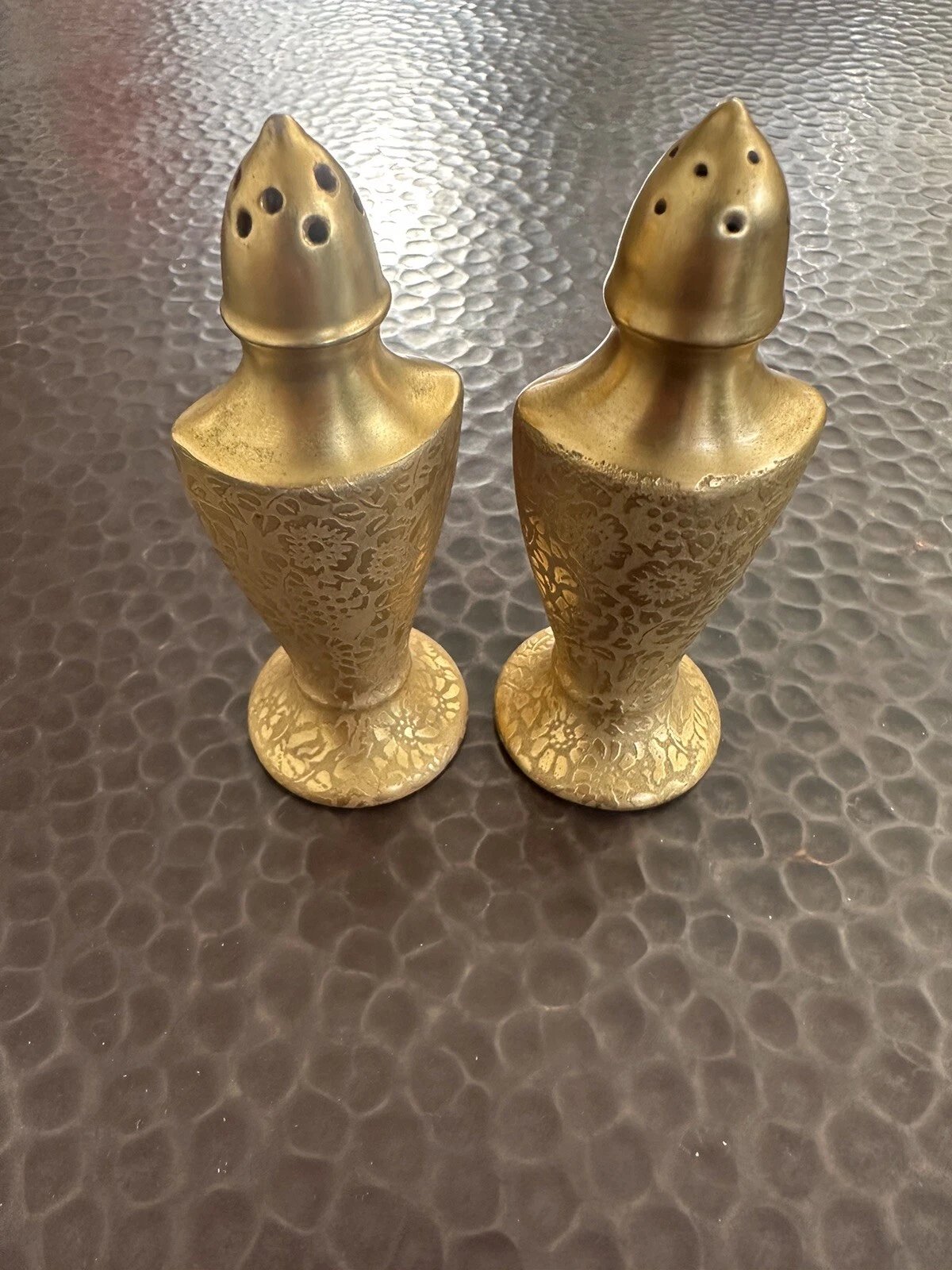 Salt & Pepper Shaker Gold Encrusted Floral, Japan 4" Tall