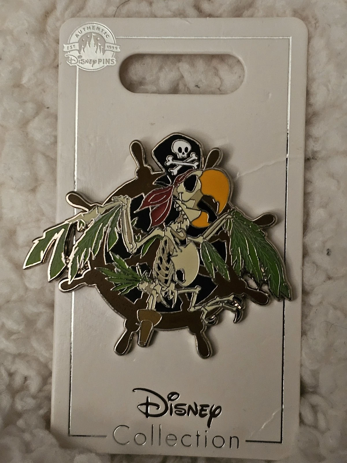 Pirates Of The Caribbean Skeleton Parrot Pirate Disney Pin