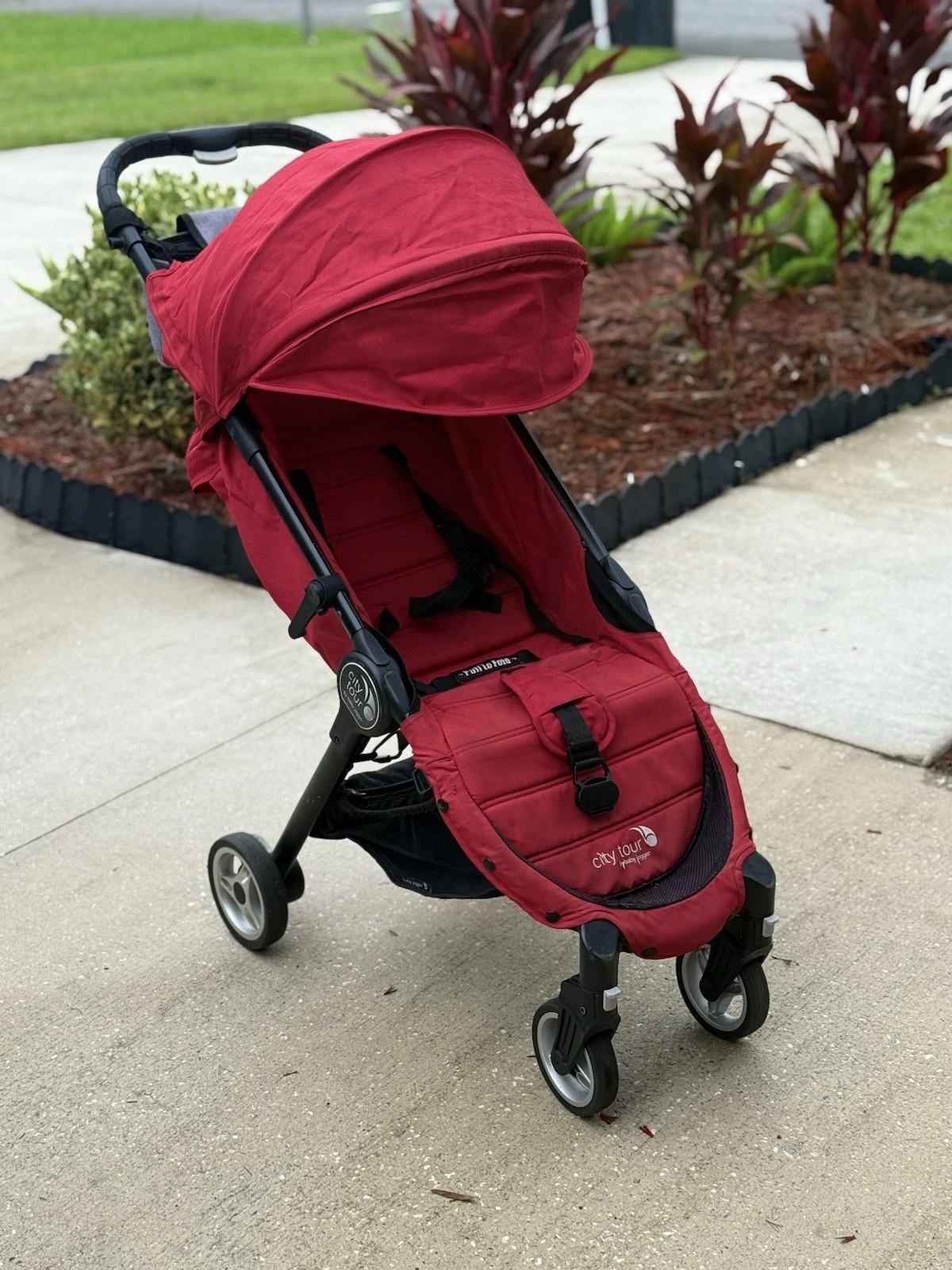 Baby Jogger City Tour 2 Travel Stroller - Jet