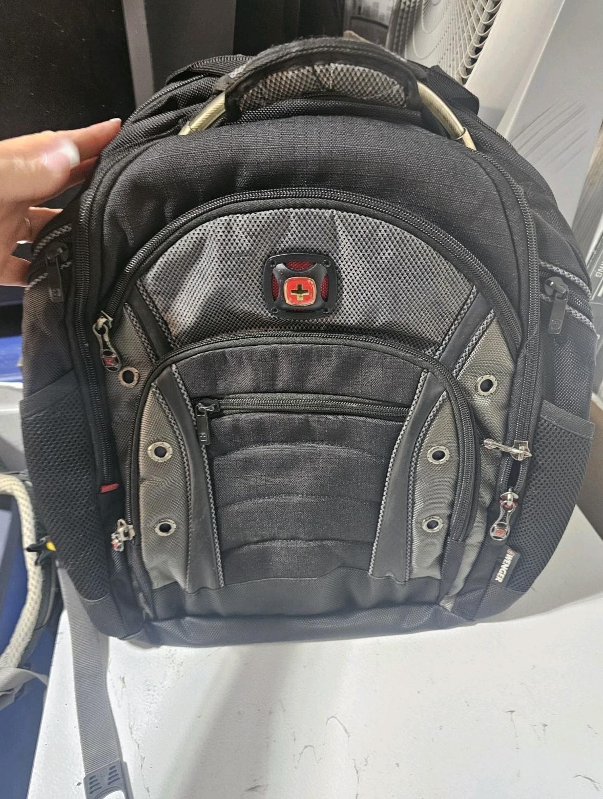 Swiss Gear Wenger Synergy 16" Laptop Backpack, Black/Gray 27