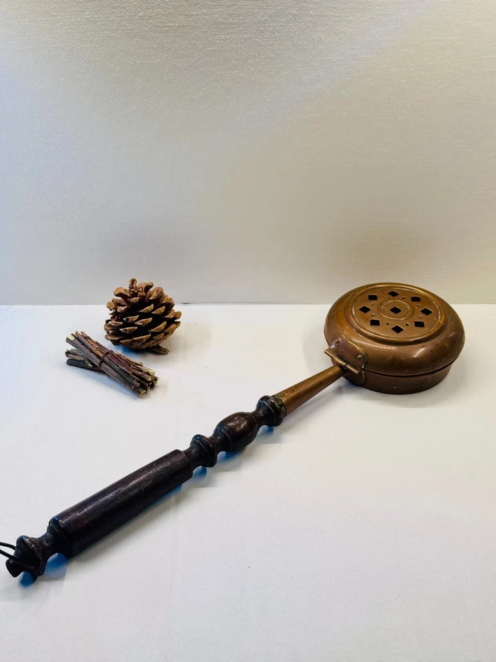 Chaufferette / bassinoire ancienne en cuivre - Lecellier Villedieu - Photo 3/4