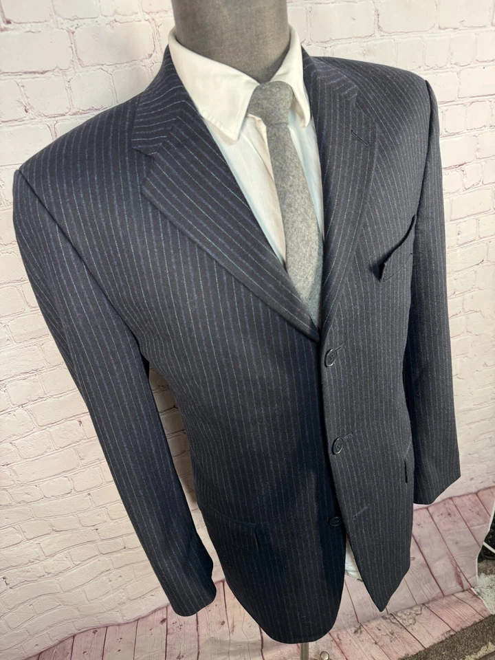 DKNY Mens Navy Blue Pinstripe Wool CLASSIC FIT 2pc Suit 42R Jacket 34x30 Pant - Image 4 of 4