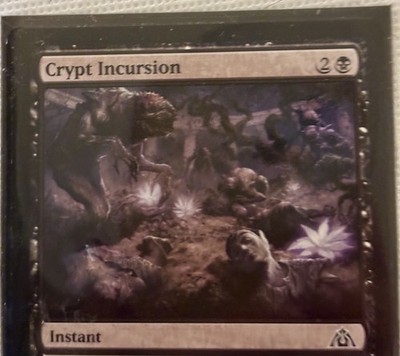 Magic: The Gathering Crypt Incursion Instant Black Dragon's Maze 23/156