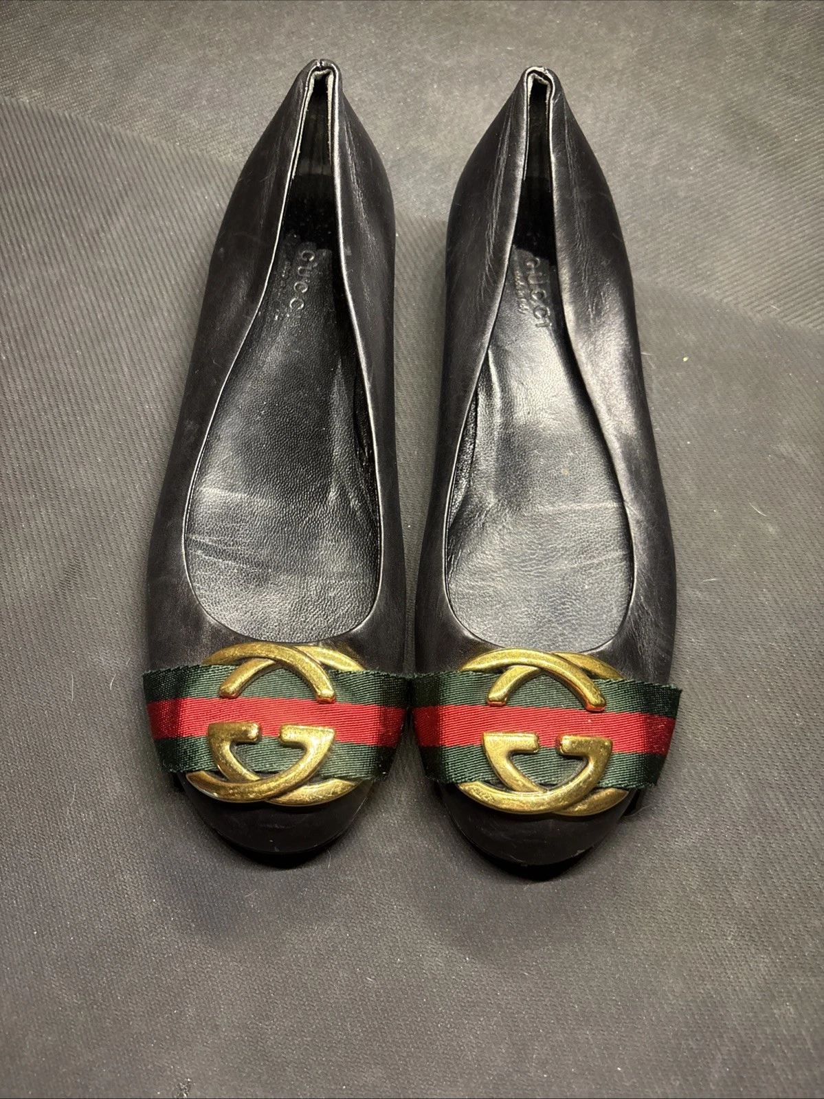 Ballerines Gucci en cuir noir taille 36
