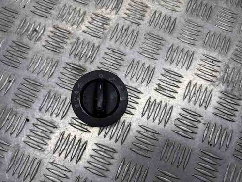 AUDI A6 4B2, C5 Scheinwerferschalter 4F2941531D 2.50 Diesel 132kw 2000 26958941