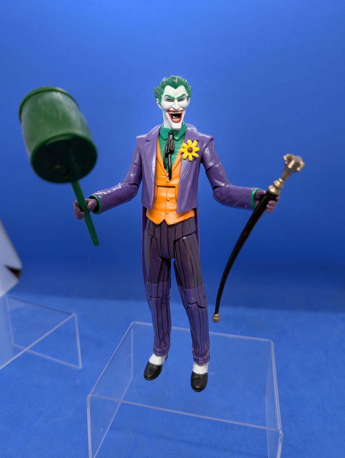 DC Universe Classics DCUC The Joker 6&rdquo; Figure