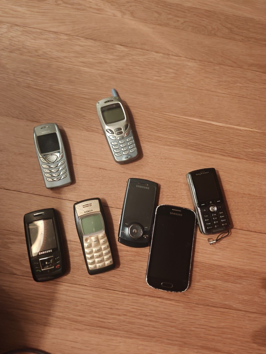 Vintage Mobile Phone Lot Nokia Samsung Sony Ericsson Old Phones
