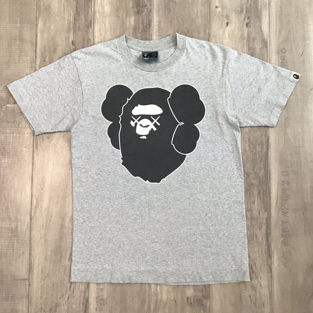 BAPE × KAWS BIG HEAD T-shirt a bathing ape NIGO Gray Size S BAPE × KAWS BIG HEAD T-shirt a bathing ape NIGO Gray Size S