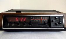 Vintage GE General Electric AM/FM Alarm Clock Radio 7-4670B
