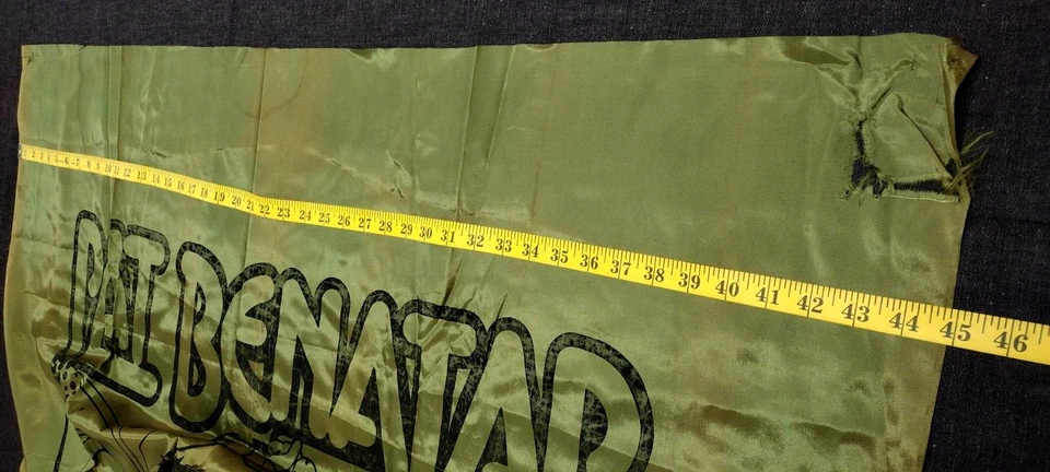 PAT BENATAR SILKSCREEN 45 x 57" PAT BENATAR '79 / 1980 PINBALL Large TAFFETA - Image 2 of 4