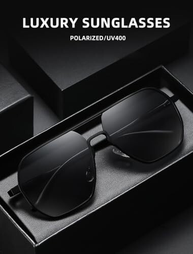 Polarized Aviator Sunglasses Men and Women-image