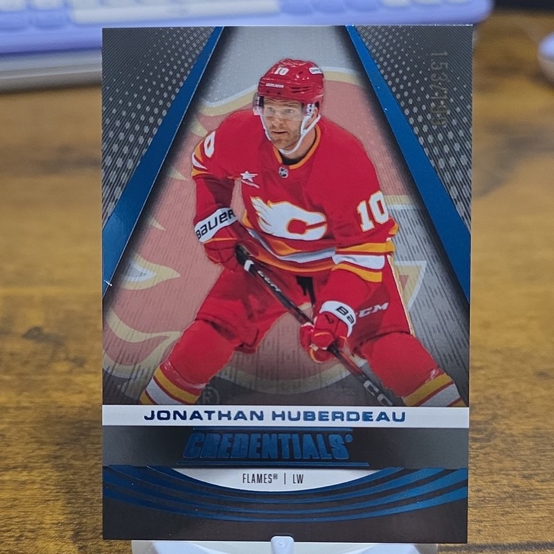 Upper Deck 2025-26 Credentials Blue Parallel Jonathan Huberdeau #45 Flames /199