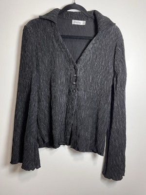 ROOMMATES Black Textured Stretch V-Neck Button Down Women s Shirt Sz M EUC