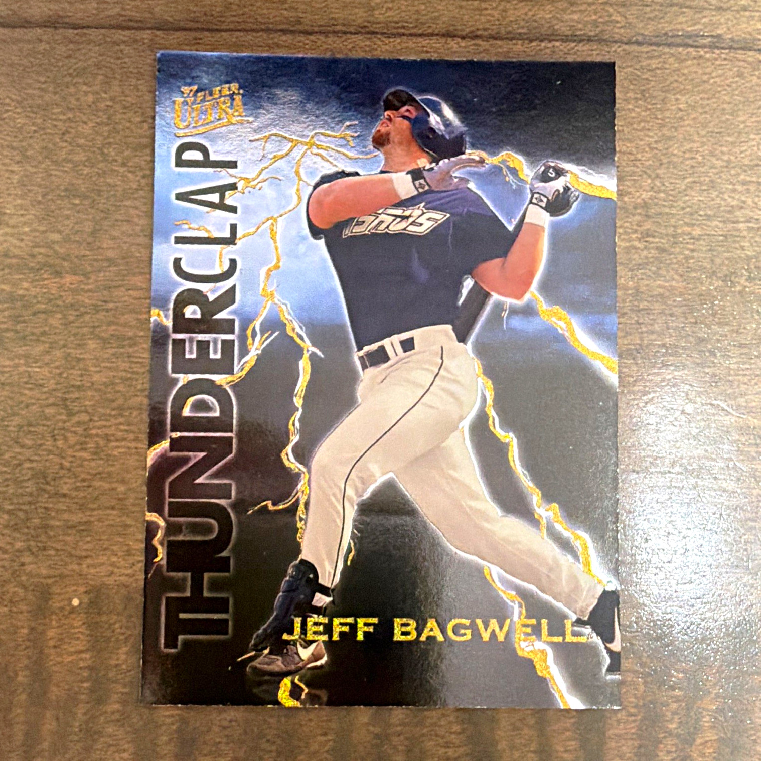 1997 Fleer Ultra Thunder Clap Jeff Bagwell Houston Astros Insert #4/10