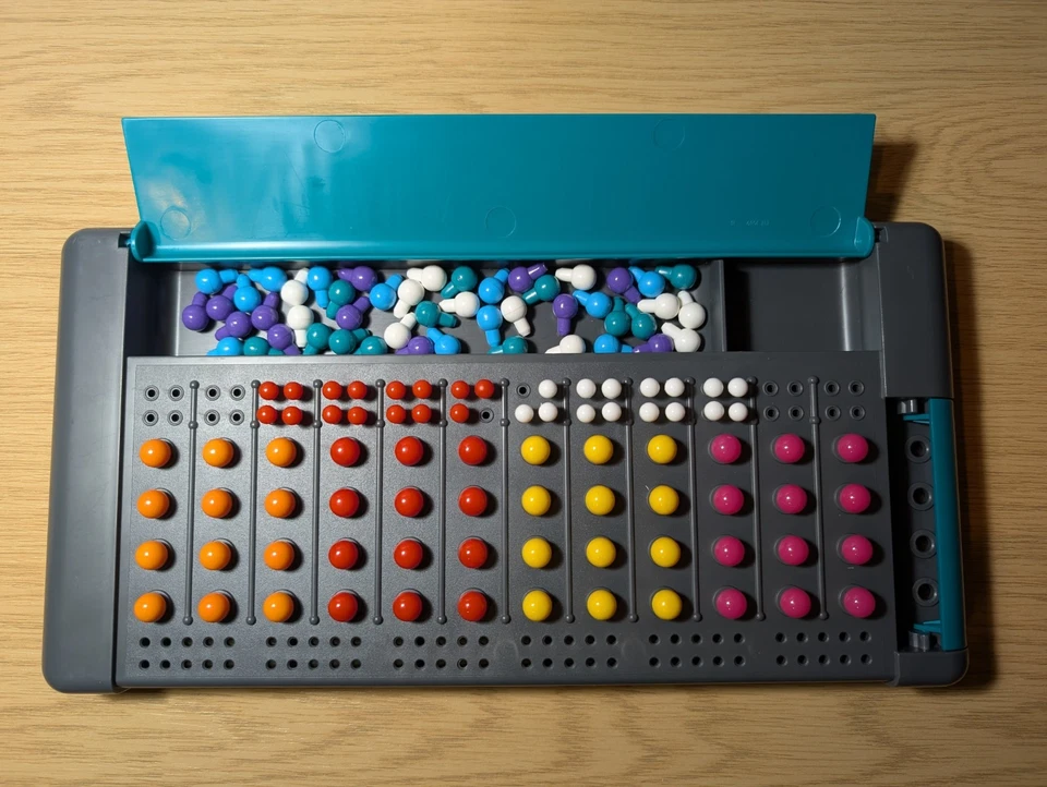 MASTERMIND Game By Parker Vintage Board Games 1994 Complete - Image 4 of 4