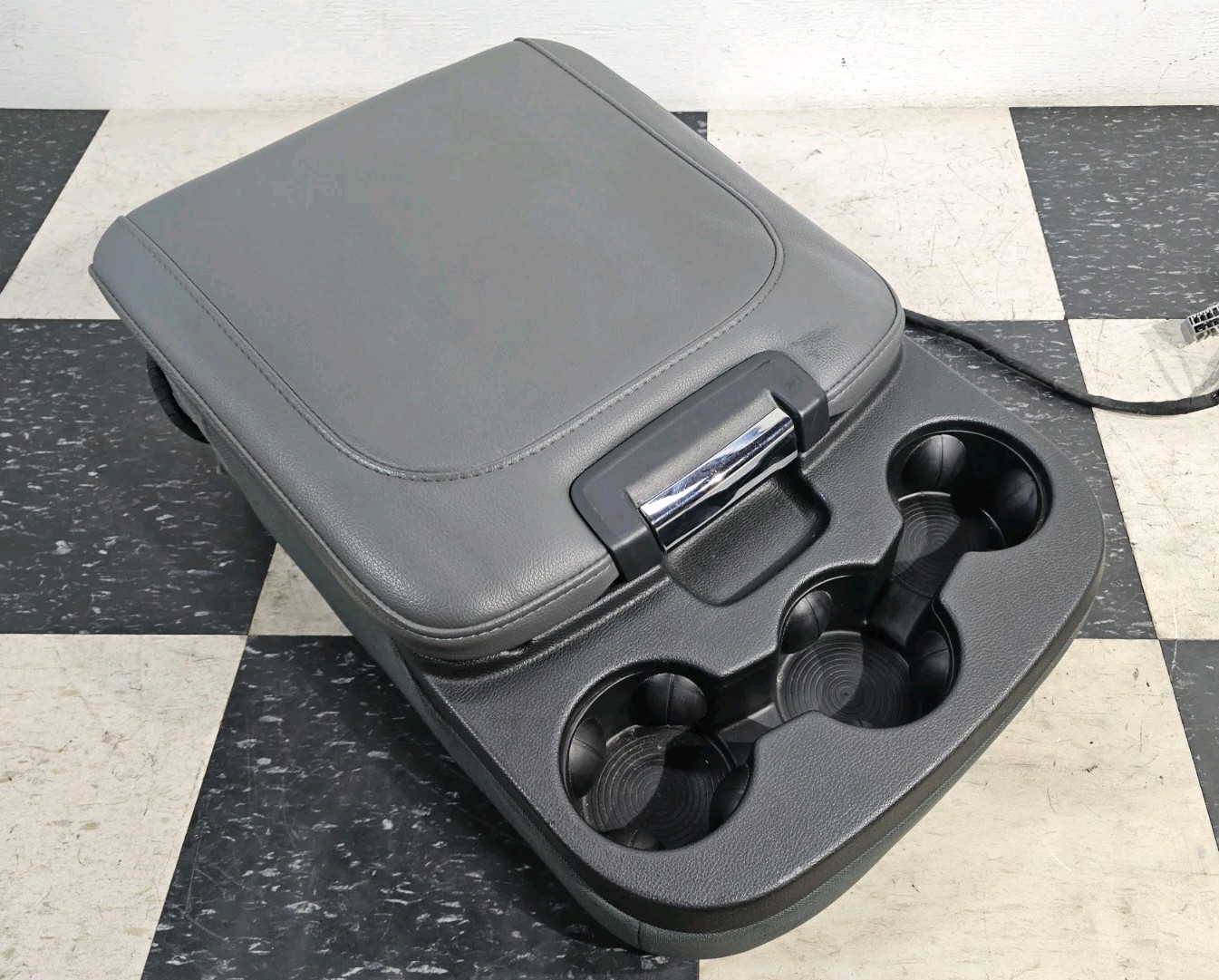 2013-2022 Dodge Ram 1500 2500 Center Console Jump Seat Armrest Gray OEM 13-22