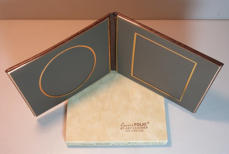 Folio Vintage Encore de Art Leather - mostrar 2 fotos Foto 3 de 4