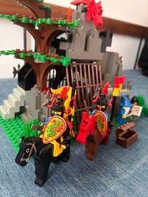 LEGO 6076 Dark Dragon's Den Castle Dragon Knights 1993 Missing without Box
