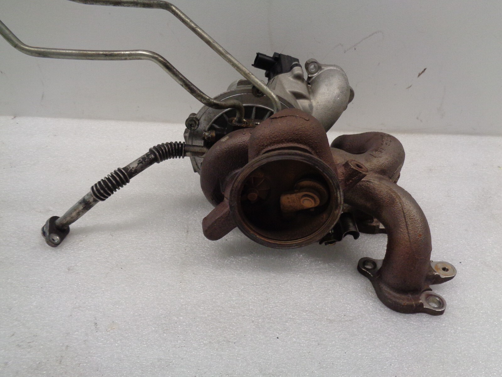 2014-2017 Maserati Ghibli 3.0L Left Driver Turbocharger Manifold OEM AK2402131