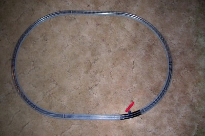 106  (B) NEW  BACHMANN N SCALE 23'' X 33'' OVAL EZ TRACK NICKEL SILVER RAILS,GRAY