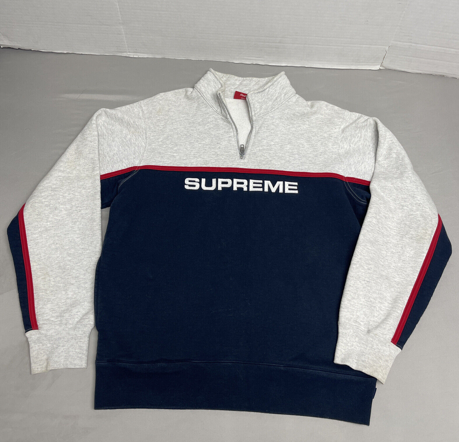 Supreme Men’s Pullover Sweater Medium Gray Navy Mock Neck Embroidered 1/4 Zipper