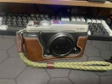 Fujifilm X-E2s 16.3MP Digital Mirrorless Camera Body Only - silver/Black