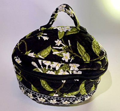 RETIRED Vera Bradley Jasmine Home & Away Round Travel Cosmetic Case Vintage