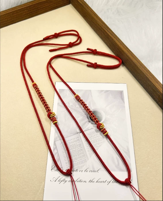 Cuerda colgante cinabrio tejido a mano vino tinto con flores de melocotón/1 pieza Foto 2 de 4