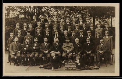 Foto-AK Geyer, Absolventen der Gemein- und Privatbeamtenschule 1917 