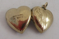 Gold Heart Locket Pendant 9 Ct 375 Front And Back 2.35 Gram