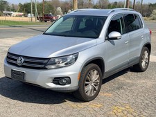 2013 Volkswagen Tiguan S 4motion 2013 Volkswagen Tiguan S 4motion