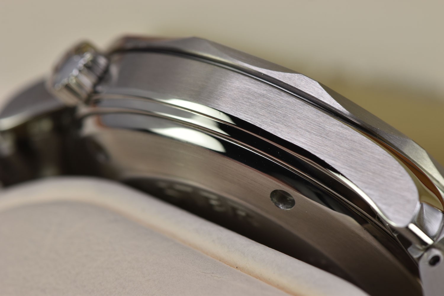 2010 Omega Seamaster Professional 300M Co-Axial Automatic Blue Dial 41MM 2220.80 image 8