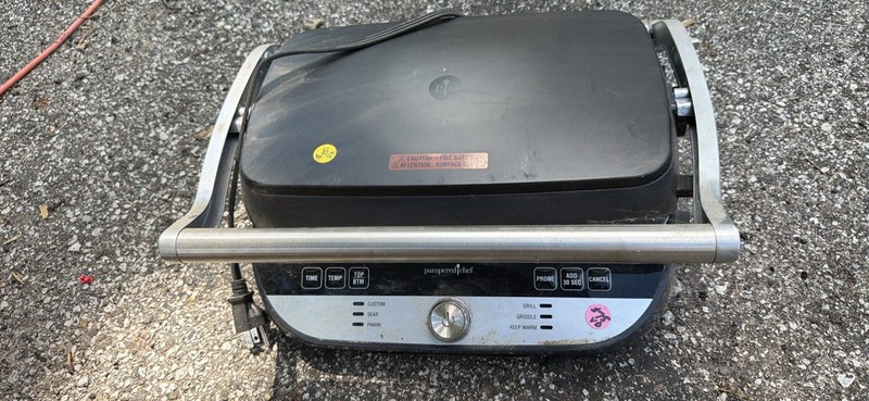 Pampered Chef Contact Grill/Griddle Panini Press 1200W Temp Control Timer
