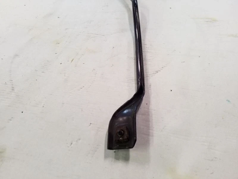 Soporte capó soporte núcleo radiador | Se adapta a Volkswagen Passat 1998-2001 Foto 4 de 4