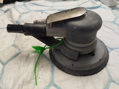 1246 DYNABRADE Pneumatischer Exzenterschleifer Feinschleifmaschine 10.000 RPM