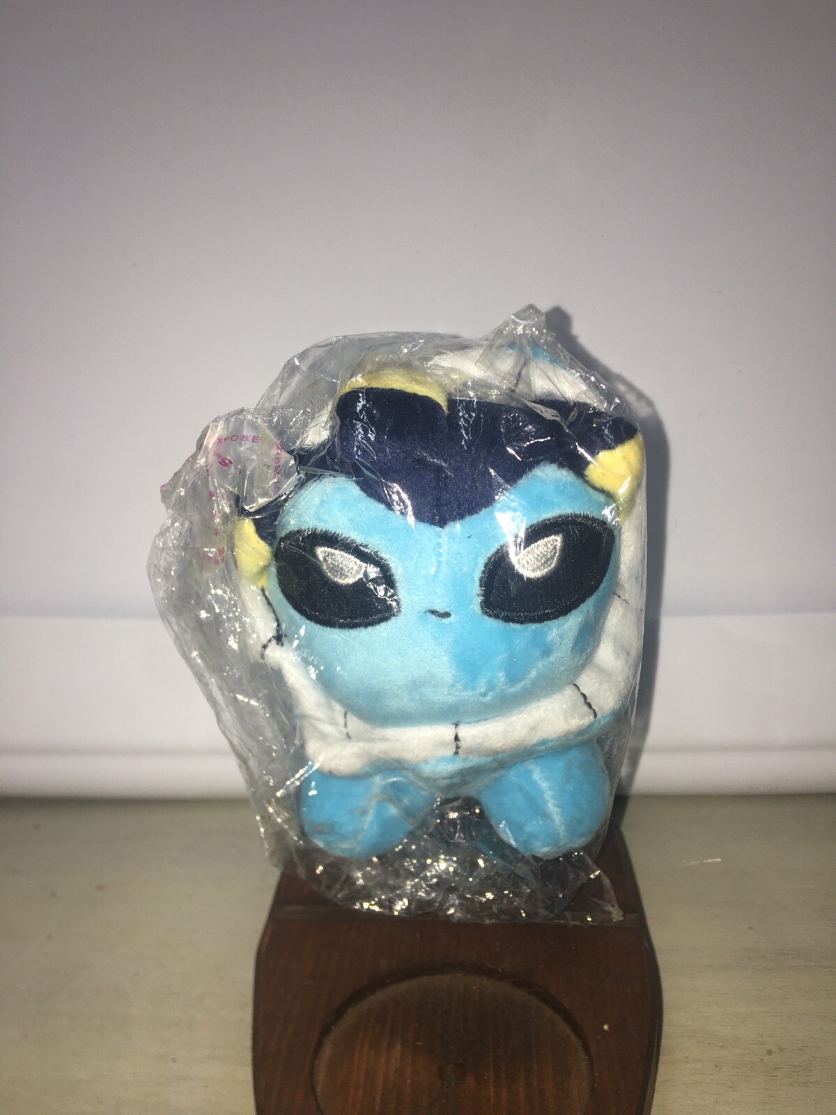 NEW US Pok&eacute;mon Center Pok&eacute; Doll With Plastic And Tag