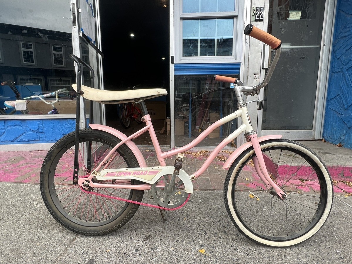 Pink Schwinn Banana Seat Bike Pink AMF Debutante Bike Deluxe With