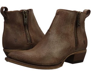 frye sacha shortie