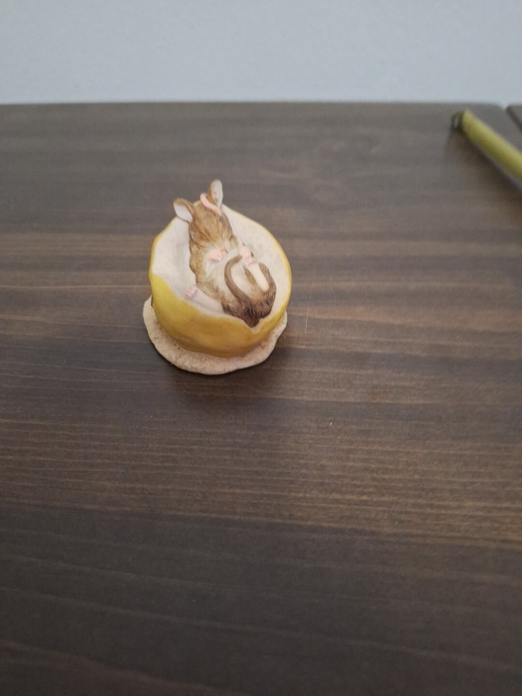 Natures Heritage Holland Studio Craft Resin Hand Painted Mouse Sleeping Fruit