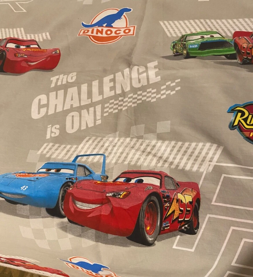 Disney Pixar RUST.EZE El Mundo de los Coches" Coches de Carreras Sábana Completa, ¡Muy Raro! Foto 3 de 4
