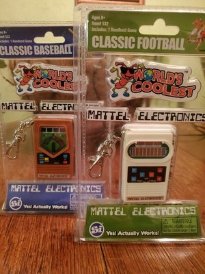 2016 MATTEL Electronics Keychain Handheld Games Baseball #533 And Football #532