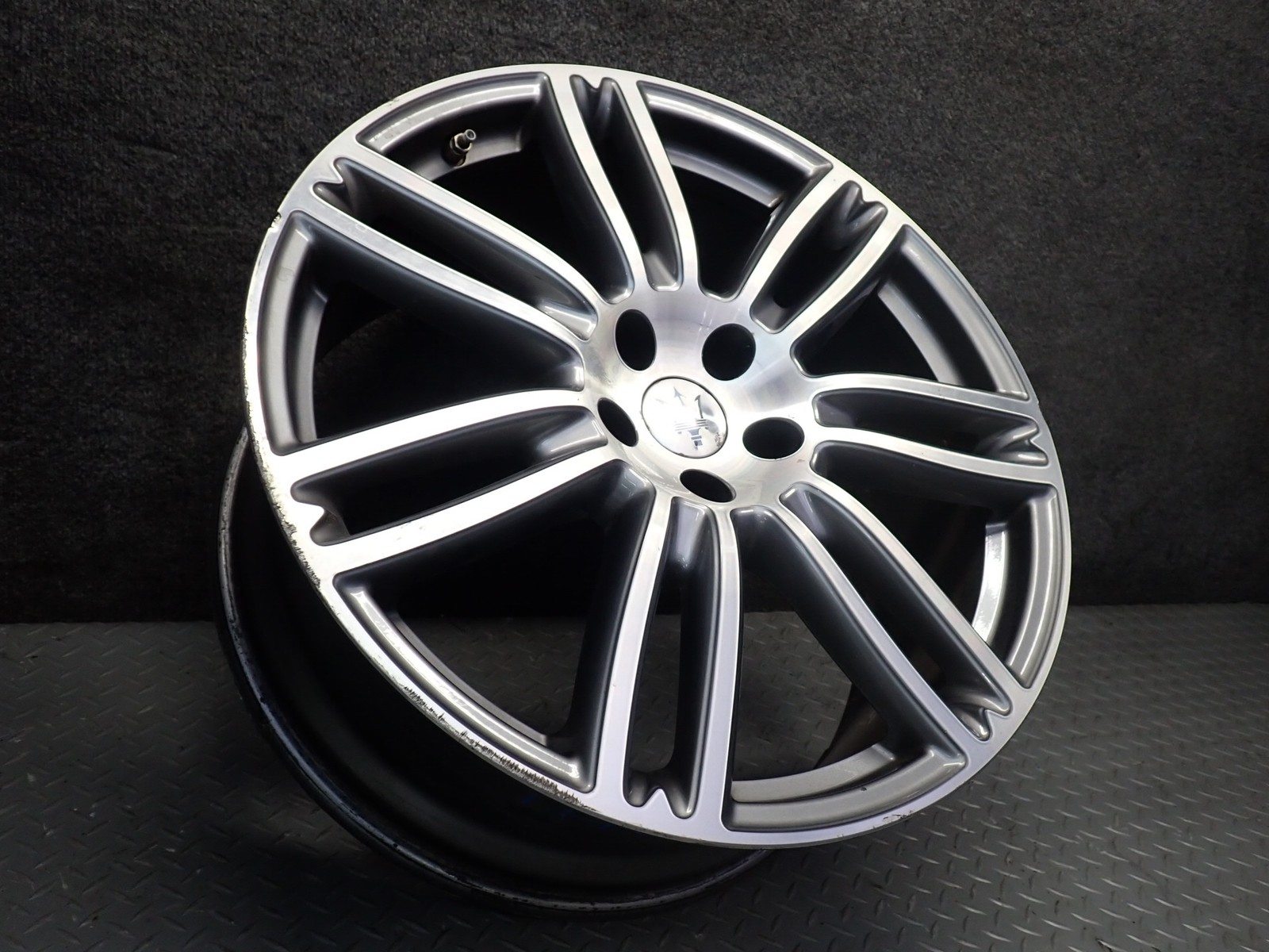 Maserati Quattroporte 2014-2021 Wheel