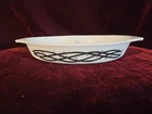 Vintage Pyrex Barbed Wire Pattern Divided Casserole Dish 1 qt Black collectable