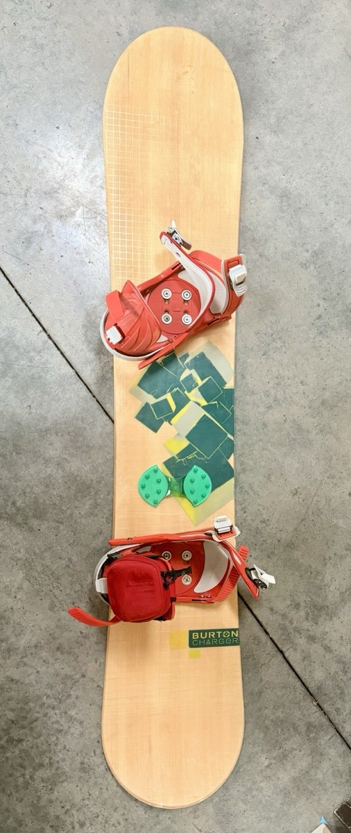 良品BURTON CHARGER 156 Burton Charger 56. 155cm All-Mountain Snowboard Regular Beige