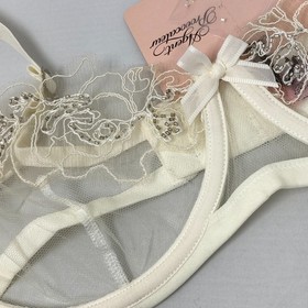 Agent Provocateur Lindie White Bridal Bra 36DD NWT