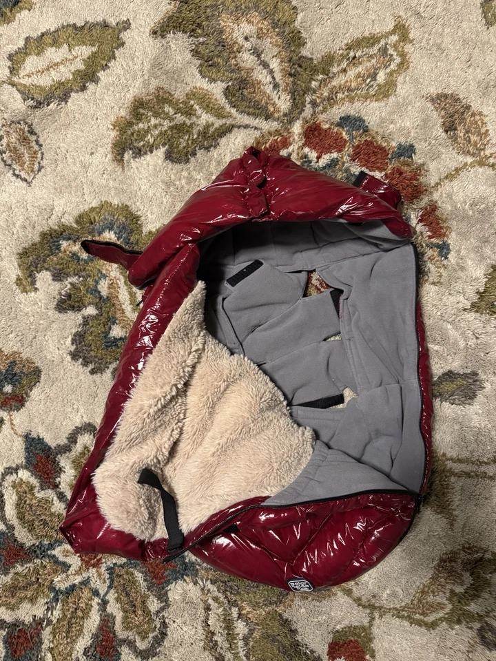 Enfant Cocoon 7 Am Infant Car Seat Cover Warm Insulated Winter Red - Image 2 of 2